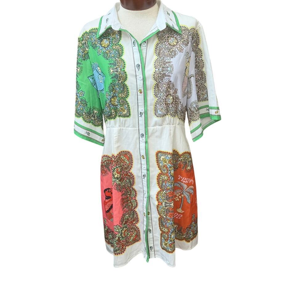 Boutique Button Down Shirt Dress NEW Size Medium Bold artsy Eclectic Resort